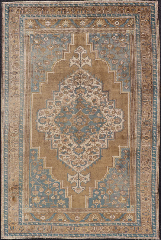 Turkish Oushak Vintage Carpet from Turkey in Golden Brown and Blue Tones Vintage Oushak carpet from Turkey in blue and golden tones, rug TU - NED - 1029, country of origin / type: Turkey / Oushak, circa 1950 This vintage Turkish Oushak rug fe... - Keivan Woven ArtsTU - NED - 1029 - 14396Rug
