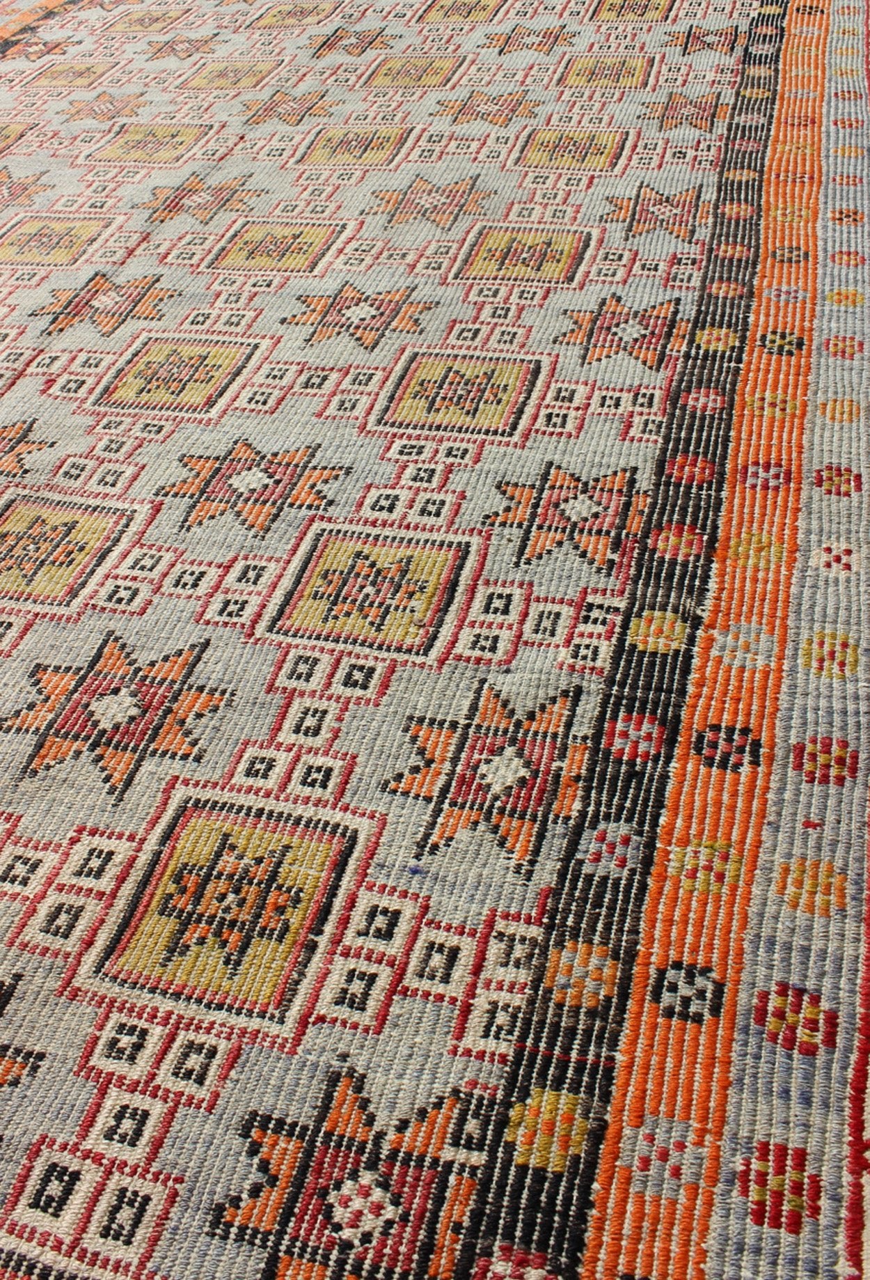 Long Kilim rug geometric vintage Turkish Kilim rug with colorful all - over star design. Keivan Woven Arts / rug TU - NED - 1111, country of origin / type: Turkey / Oushak, circa 1950 Featuring an all - over design of stars and boxes with a spotted and ... - Keivan Woven ArtsTU - NED - 1111 - 9182Rug