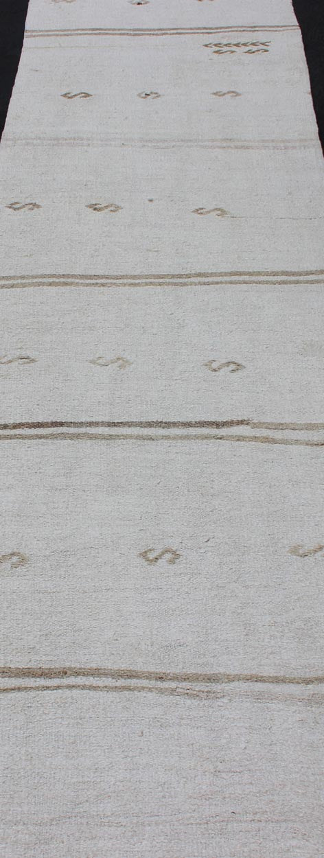 Vintage Turkish Flat - Weave Runner with Modern Stripe Design in White Color Modern Kilim runner from Turkey with stripes. Keivan Woven Arts, rug TU - NED - 1206, country of origin / type: Turkey / Kilim, circa 1960 This modern - design vintage r... - Keivan Woven ArtsTU - NED - 1206 - 12184Rug