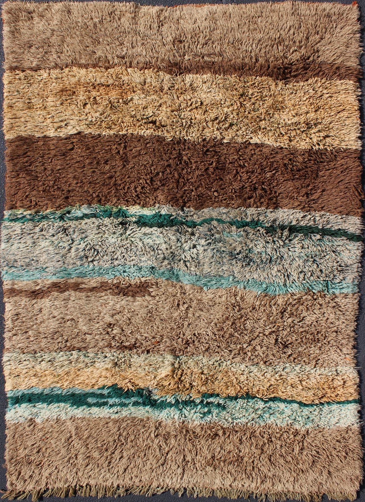 Vintage Turkish Tulu Rug with Modern Design for Modern & Contemporary Interiors. With a lustrous high pile, this Turkish Tulu has a wide stripe pattern that varies in color. The combination of colors in this piece is unique and very pleasant. Me... - Keivan Woven ArtsTU - NED - 136024 - 4592Rug
