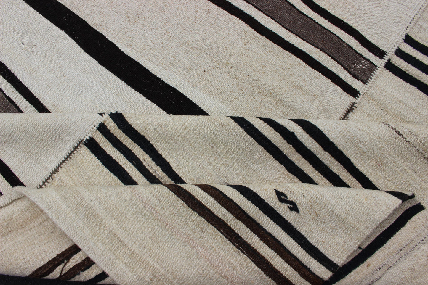 Vintage Large Kilim Turkish Rug With Vertical Stripes in Cream and Brown Stripes Keivan Woven Arts Flat - weave Kilim vintage rug from Turkey with stripes in brown, black and cream. Rug TU - NED - 2003 - 4, country of origin / type: Turkey / Kilim, circ... - Keivan Woven ArtsTU - NED - 2003 - 4 - 12869Rug