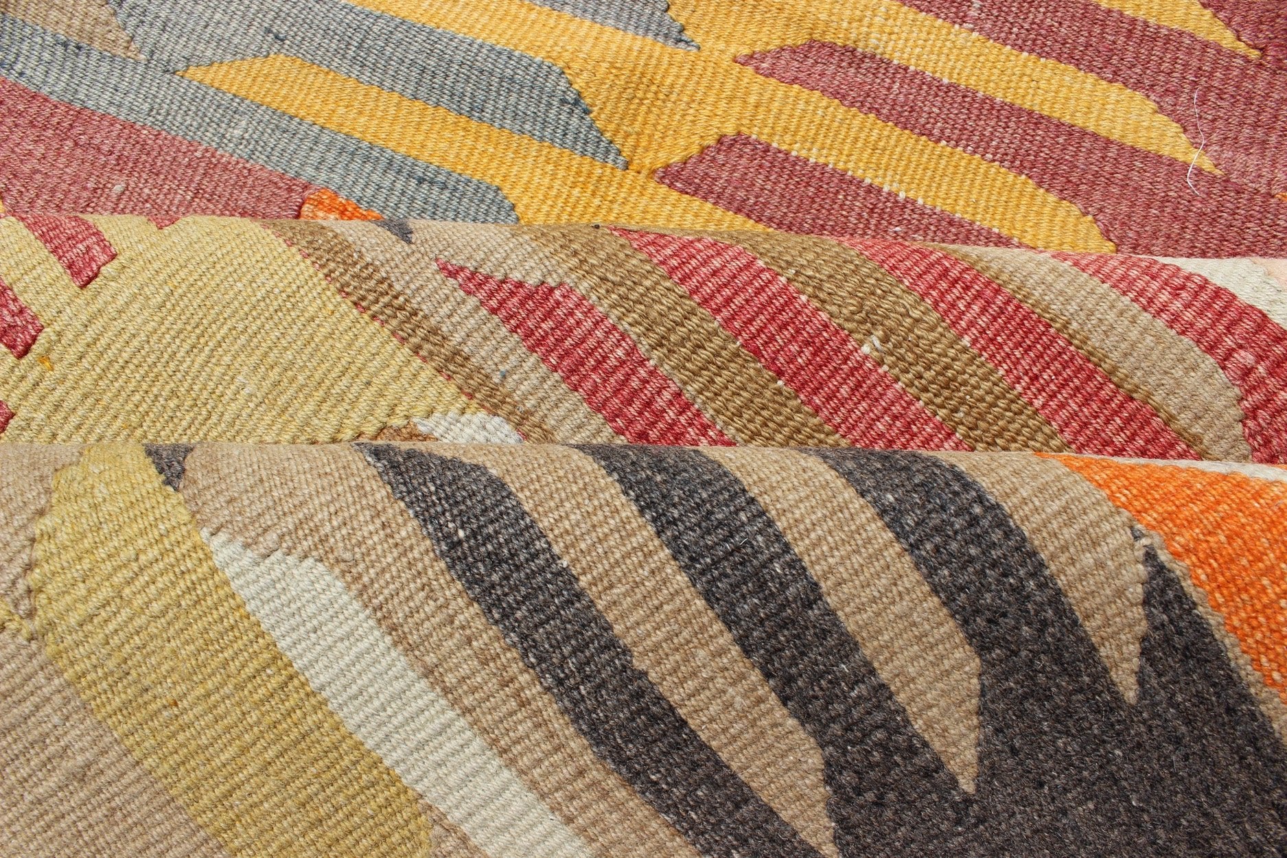 Colorful Vintage Turkish Kilim with All - Over Latching Design & Geometric Shapes. Vintage Turkish Kilim rug with all - over geometric shapes, Keivan Woven Arts, rug # TU - NED - 29, country of origin / type: Turkey / Kilim, circa mid - 20th century ... - Keivan Woven ArtsTU - NED - 29 - 3094Rug