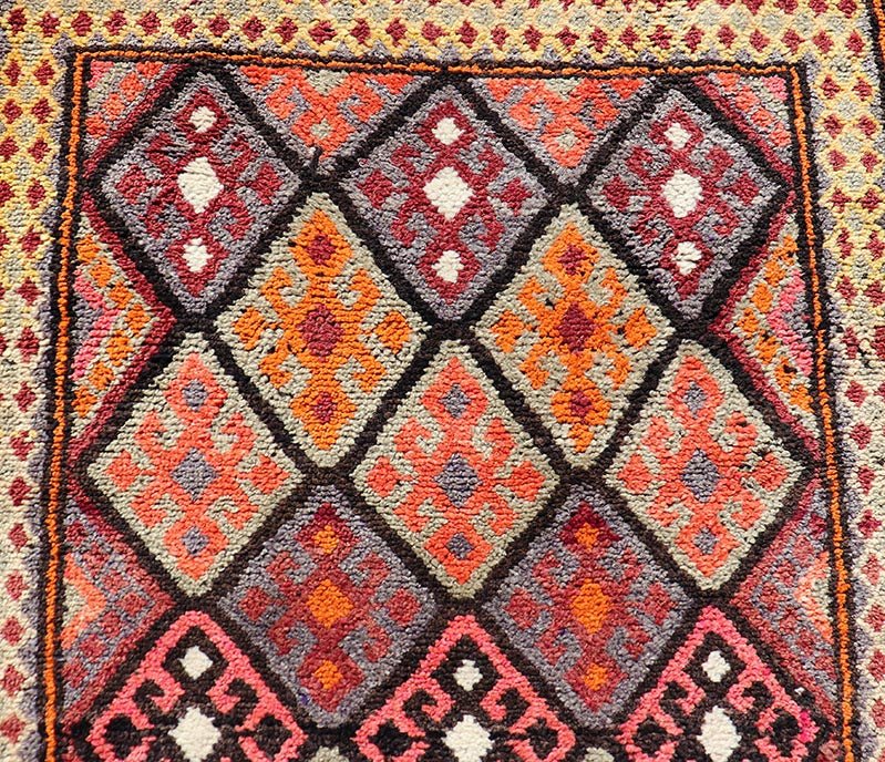 Measures: 3'2 x 14'1 Turkish Vintage Runner with All - Over Diamond Kurdish Design in Multi - Colors. Keivan Woven Arts / rug TU - NED - 4689, country of origin / type: Turkey / Oushak, circa 1950. This beautiful vintage Oushak runner from 1950s Turkey ... - Keivan Woven ArtsTU - NED - 4689 - 22117Rug