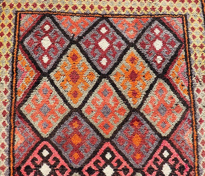 Measures: 3'2 x 14'1 Turkish Vintage Runner with All - Over Diamond Kurdish Design in Multi - Colors. Keivan Woven Arts / rug TU - NED - 4689, country of origin / type: Turkey / Oushak, circa 1950. This beautiful vintage Oushak runner from 1950s Turkey ... - Keivan Woven ArtsTU - NED - 4689 - 22117Rug