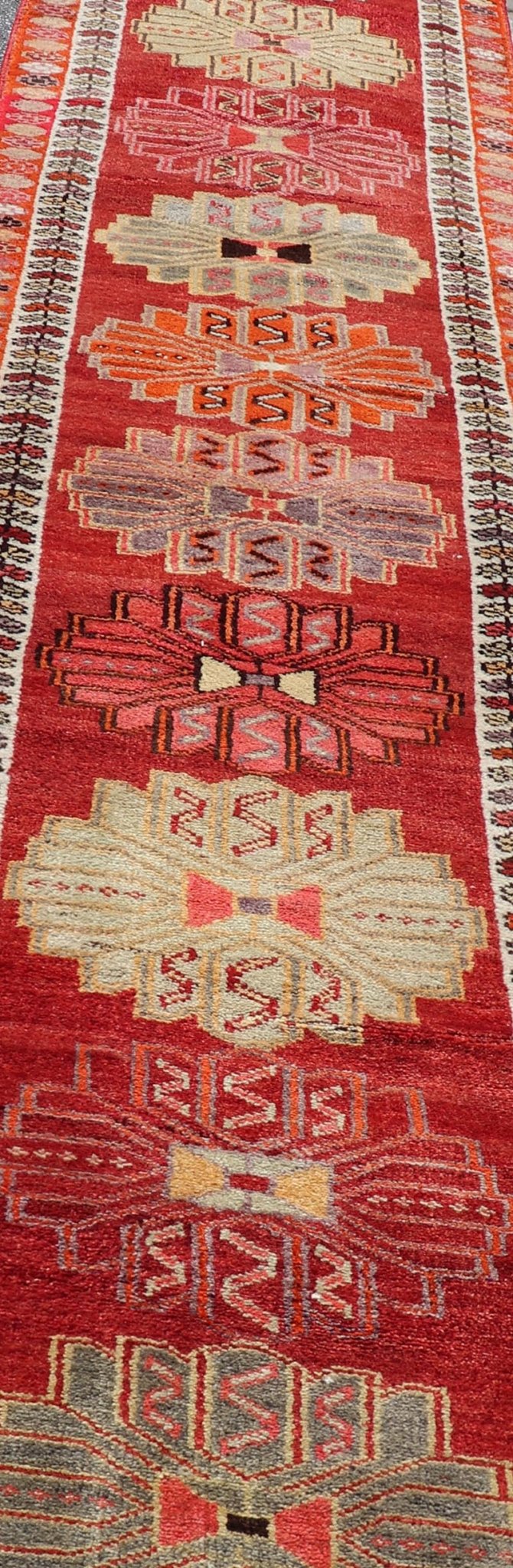 Measures: 2'11 x 15'0 Vintage Turkish Oushak Runner with Bright and Colorful Large Medallion Design. Keivan Woven Arts / rug TU - NED - 4691, country of origin / type: Turkey / Oushak, circa mid - 20th Century. This Oushak carpet from mid - 20th century... - Keivan Woven ArtsTU - NED - 4691 - 22123Rug