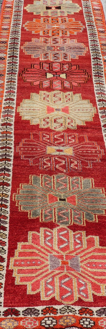 Measures: 2'11 x 15'0 Vintage Turkish Oushak Runner with Bright and Colorful Large Medallion Design. Keivan Woven Arts / rug TU - NED - 4691, country of origin / type: Turkey / Oushak, circa mid - 20th Century. This Oushak carpet from mid - 20th century... - Keivan Woven ArtsTU - NED - 4691 - 22123Rug