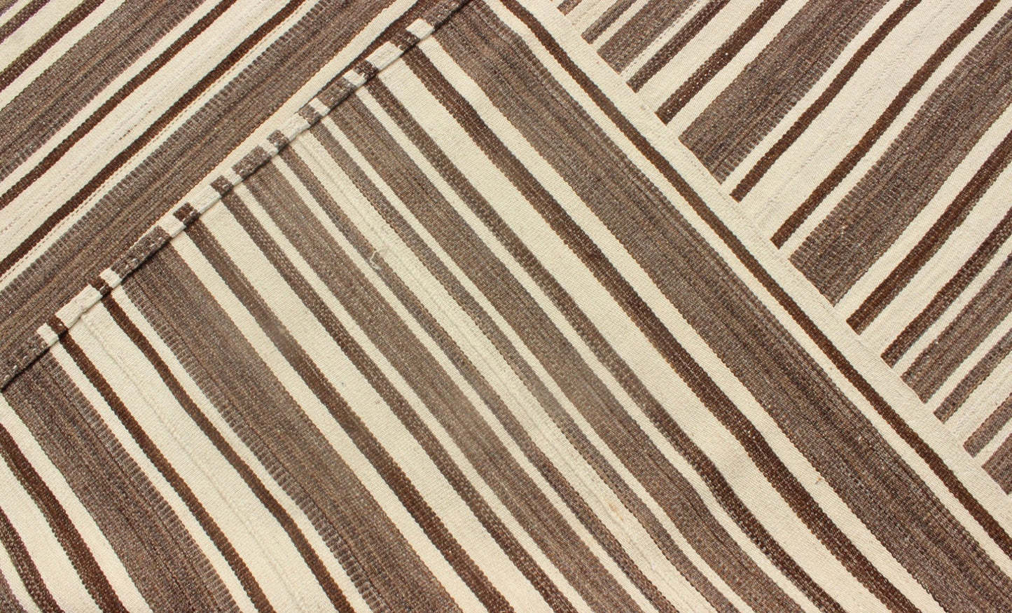 Vintage Turkish Flat - Weave In Muted Colored Kilim in Taupe, Brown and Cream Minimalist design Kilim from Turkey, rug TU - NED - 4724, country of origin / type: Turkey / Kilim, circa 1950 Keivan Woven Arts This vintage flat - woven Kilim feature... - Keivan Woven ArtsTU - NED - 4724 - 9216Rug