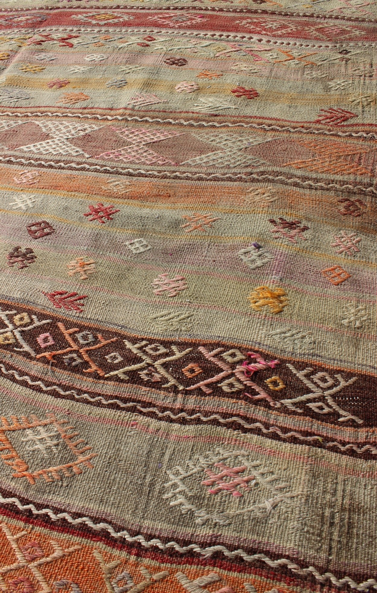 Keivan Woven Arts, Tu - Ned - 4728, 1950's Vintage Turkish Kilim Rug, Stripe design in multi - colors Turkish Kilim flat - weave vintage rug with geometric motifs, rug tu - ned - 4728, country of origin / type: turkey / Kilim, circa 1950. Featuring geometric tr... - Keivan Woven ArtsTU - NED - 4728 - 9212Rug