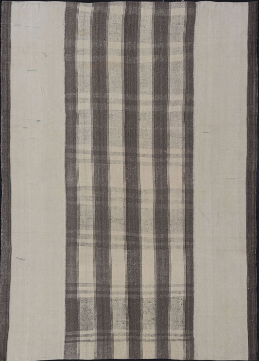 Large Vintage Hand Woven Turkish Kilim Rug With Stripes in Gray, White & Cream Flat - weave Kilim vintage rug from Turkey with stripes in gray, white, taupe, and cream. Keivan Woven Arts / Rug TU - NED - 4971, country of origin / type: Turkey / Kilim,... - Keivan Woven ArtsTU - NED - 4971 - 17190