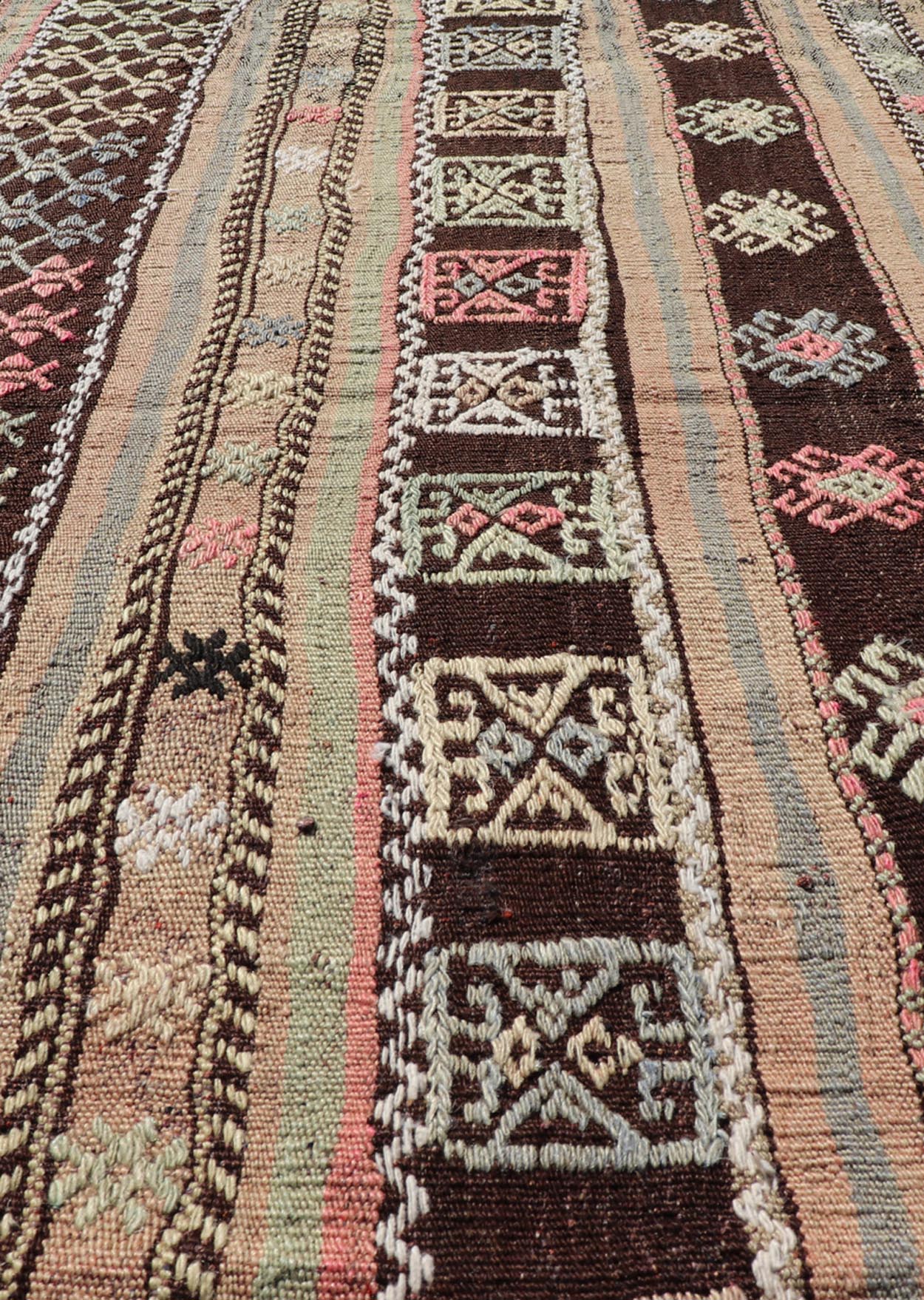 Striped Hand Woven Vintage Turkish small Kilim with Geometric Designs in Dark Brown. Keivan Woven Arts / rug TU - NED - 5037, country of origin / type: Turkey / Kilim, circa mid - 20th Century. Measures: 2'6 x 4'7 This flat - woven Kilim from Tu... - Keivan Woven ArtsTU - NED - 5037 - 22327Rug