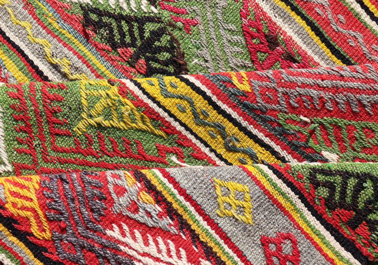 Vintage Turkish Hand Woven Embroidery With Bright & Colorful Tribal Motif Design. Vintage Turkish Hand Woven Kilim With Colorful All - Over Tribal Motif Design. Keivan Woven Arts / rug TU - NED - 5040, country of origin / type: Turkey / Kilim, circa 1... - Keivan Woven ArtsTU - NED - 5040 - 22339Rug