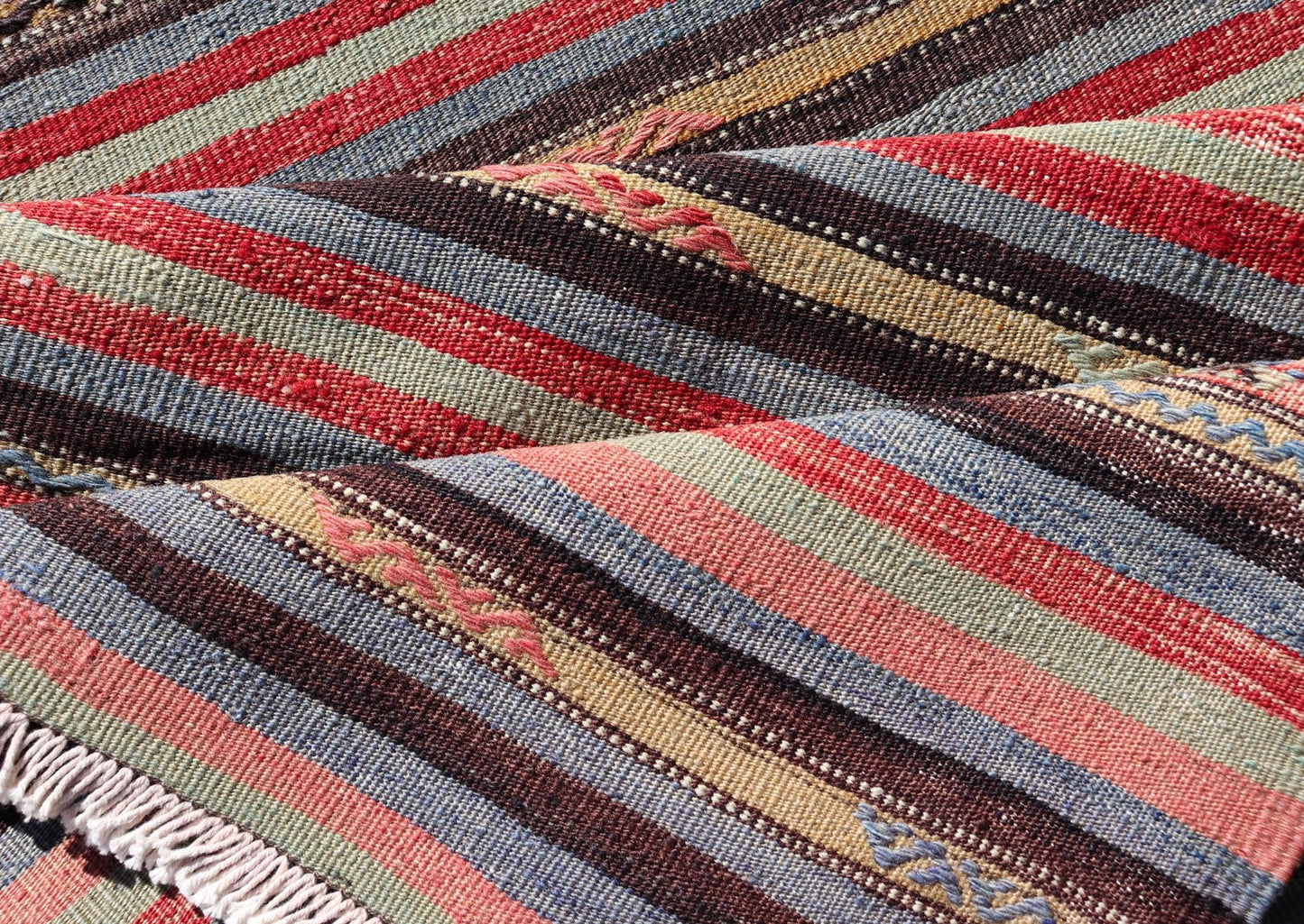 Vintage Turkish Kilim with Horizontal Stripes and Tribal Motifs in Bright Tones. Hand Woven vintage Turkish Kilim in colors with hand woven motifs with stripes, Keivan Woven Arts / rug TU - NED - 5047, country of origin / type: Turkey / Kilim, circ... - Keivan Woven ArtsTU - NED - 5047 - 22369Rug