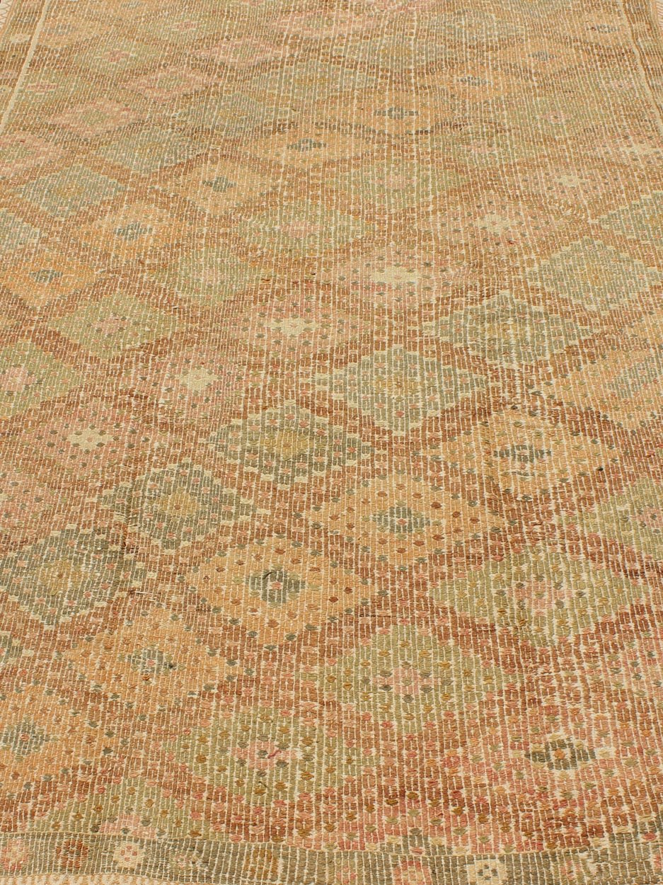 Natural - toned flat - wovenEmbroidered flatweave Kilim rug from Turkey, rug tu - ned - 556, country of origin / type: Turkey / Kilim, circa 1950 This flat - woven rug is characterized by its repeating pattern of diamonds, rendered in earth - tones with neu... - Keivan Woven ArtsTU - NED - 556 - 6953Rug