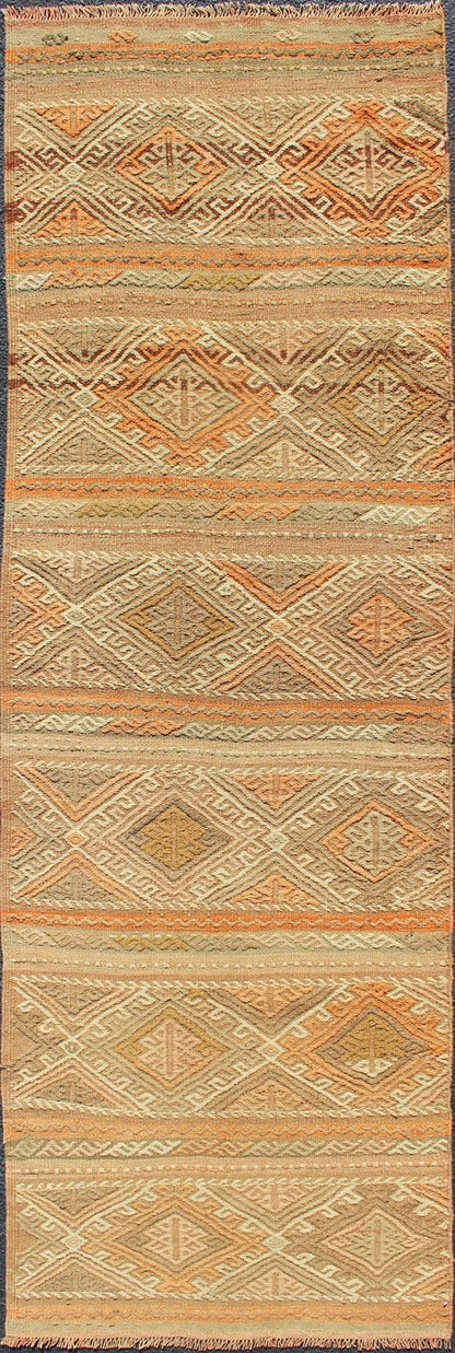 Turkish Kilim vintage carpet in taupe, tan, orange, Keivan Woven Arts / rug TU - NED - 621, country of origin / type: Turkey / Kilim, circa 1950 This Kilim rug from Turkey features a striped design of various geometric patterns rendered in shades of... - Keivan Woven ArtsTU - NED - 621 - 12487Rug