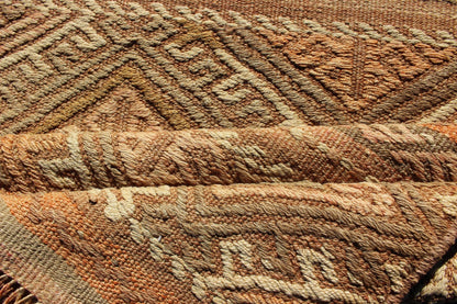 Turkish Kilim vintage carpet in taupe, tan, orange, Keivan Woven Arts / rug TU - NED - 621, country of origin / type: Turkey / Kilim, circa 1950 This Kilim rug from Turkey features a striped design of various geometric patterns rendered in shades of... - Keivan Woven ArtsTU - NED - 621 - 12487Rug