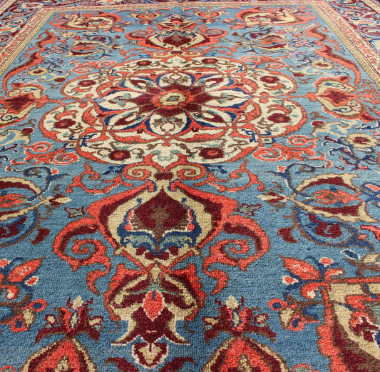 Antique Sivas Fine Rug with Blue Background Wine Border and Intricate Design. Fine Weave Turkish Sivas Rug Keivan Woven Arts Rug / TOZ - 136542 Fine Sivas, Measures: 4.6 x 6.4 The rich, opulent colors and sophisticated artistry of this antique Sivas c... - Keivan Woven ArtsTU - TOZ - 136542 - 5036Rug