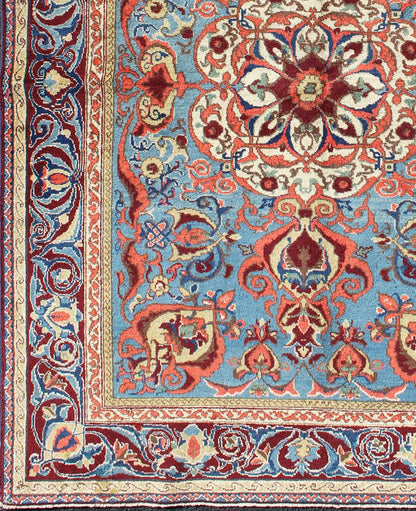 Antique Sivas Fine Rug with Blue Background Wine Border and Intricate Design. Fine Weave Turkish Sivas Rug Keivan Woven Arts Rug / TOZ - 136542 Fine Sivas, Measures: 4.6 x 6.4 The rich, opulent colors and sophisticated artistry of this antique Sivas c... - Keivan Woven ArtsTU - TOZ - 136542 - 5036Rug