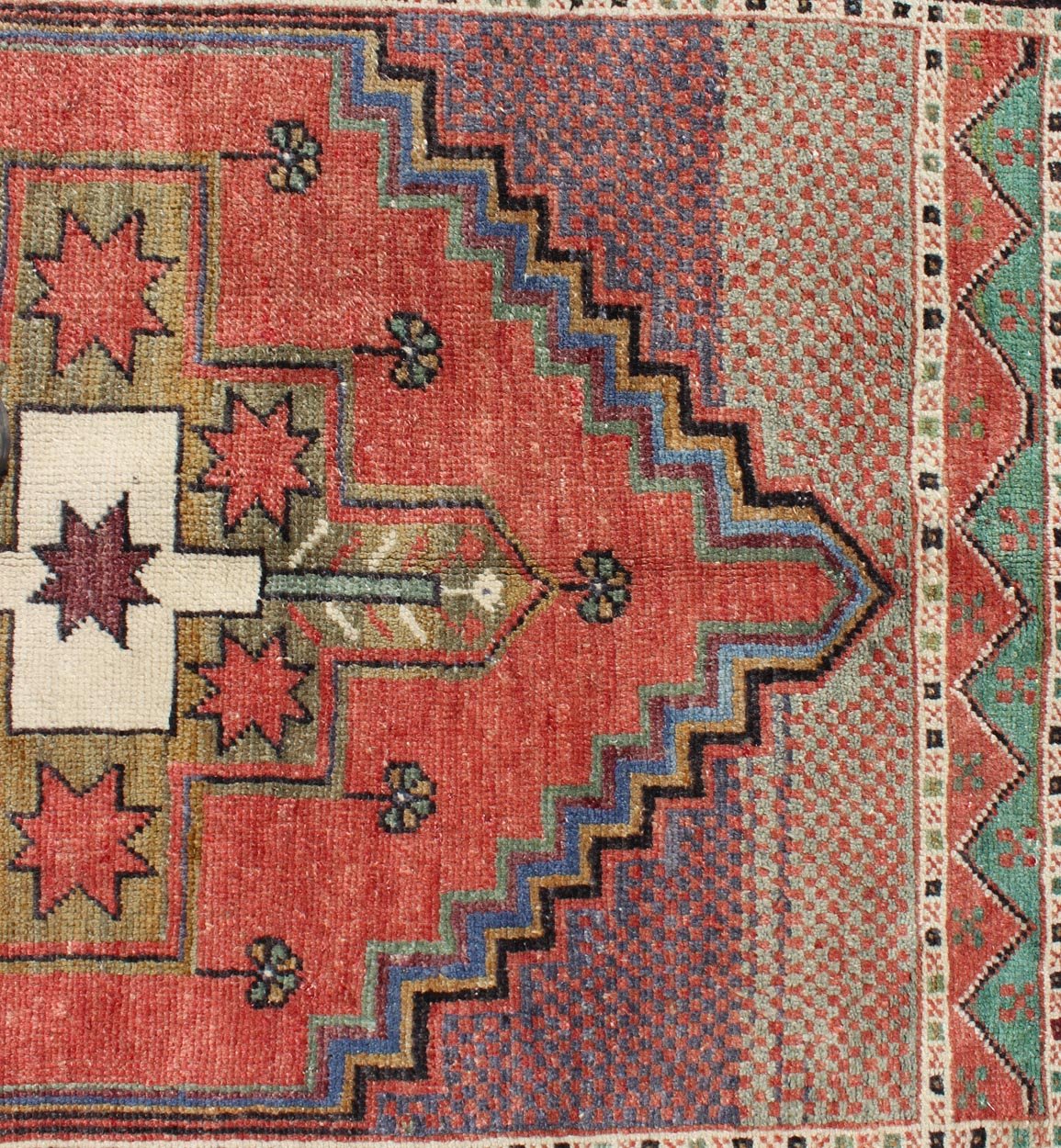 Vintage Turkish Oushak Rug with Tribal Medallion in Red, Green, Yellow & Purple. vintage oushak, colorful oushak. Tribal vintage Oushak rug with geometric medallion design, Keivan Woven Arts / rug TU - TOZ - 3353, country of origin / type: Turkey / Oushak,... - Keivan Woven ArtsTU - TOZ - 3353 - 5838Rug