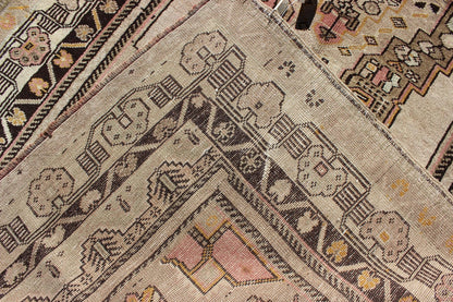 Vintage Turkey Oushak Rug with Tribal Geometric Medallion Design Measures: 3'9 x 7'7 This vintage Turkish Oushak carpet, (circa 1940) features a central medallion design, as well as patterns of smaller tribal - geometric elements in the fo... - Keivan Woven ArtsTU - TRS - 136080 - 4632Rug