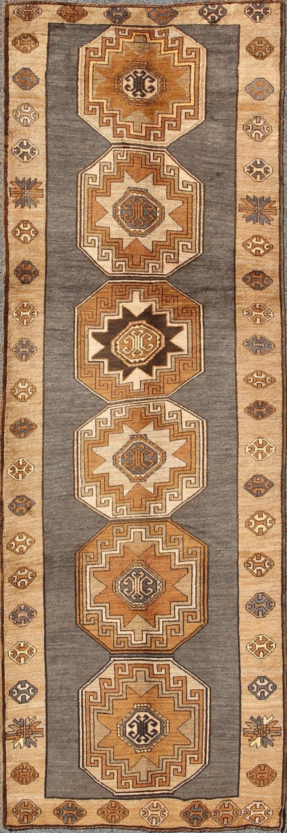 Shades of brown vintage Turkish Oushak runner with vertical medallion design, rug tu - TRS - 136085, country of origin / type: Turkey / Oushak, circa 1940 This vintage Turkish Oushak gallery rug, (circa mid - 20th century) features a unique blend of c... - Keivan Woven ArtsTU - TRS - 136085 - 5070Rug