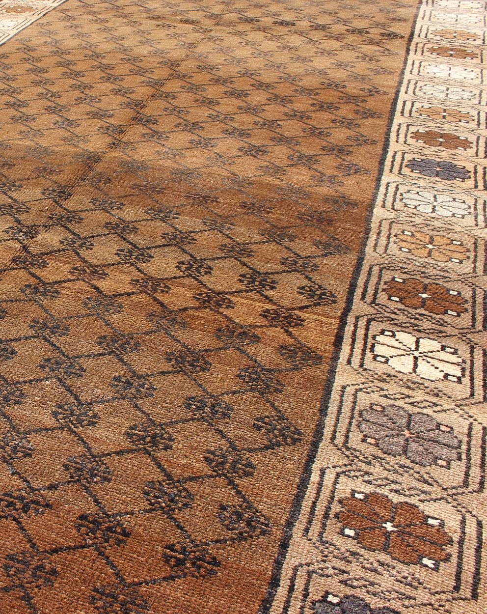 Vintage Turkish Kars Tribal Rug with All - Over Modern Design in Brown Colors kwarugs tu - trs - 136086 Set on a mocha and brown field with an all - over modern/Mid - Century Modern pattern, this beautiful Kars rug features cross - latch and lattice work. T... - Keivan Woven ArtsTU - TRS - 136086 - 5074Rug