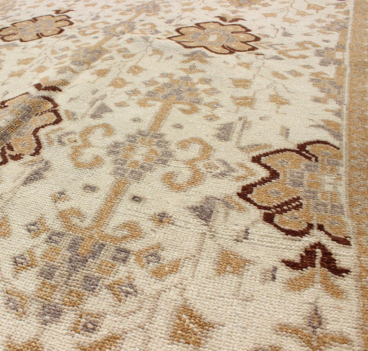 All - over vertical floral design vintage Turkish Oushak rug in cream, tan, gray, rug tu - TRS - 136509, country of origin type: Turkey Oushak, circa 1940. This Oushak carpet (circa mid - 20th century) features an all - over pattern of interconnected, ver... - Keivan Woven ArtsTU - TRS - 136509 - 5092Rug
