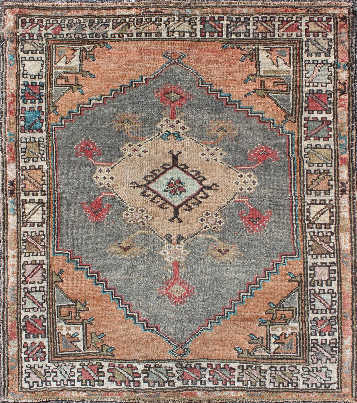 Turkish Hand Knotted Oushak Vintage Small Carpet in Light Orange and Light Gray Vintage Oushak small carpet from Turkey in light orange and light gray, rug/TU - TRS - 136585, Keivan Woven Arts / country of origin / type: Turkey / Oushak, circa 1950 ... - Keivan Woven ArtsTU - TRS - 136585 - 9540Rug