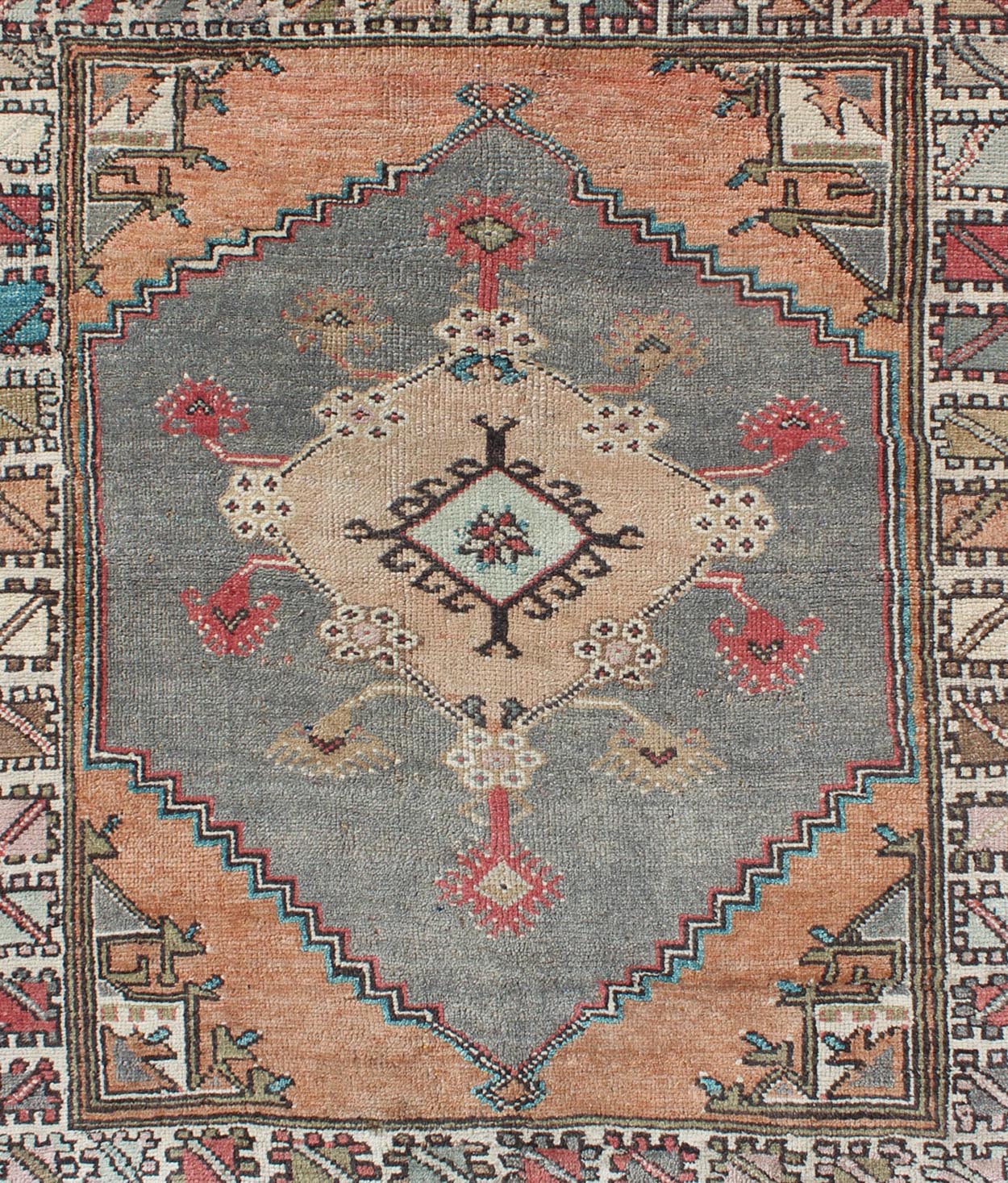 Turkish Hand Knotted Oushak Vintage Small Carpet in Light Orange and Light Gray Vintage Oushak small carpet from Turkey in light orange and light gray, rug/TU - TRS - 136585, Keivan Woven Arts / country of origin / type: Turkey / Oushak, circa 1950 ... - Keivan Woven ArtsTU - TRS - 136585 - 9540Rug
