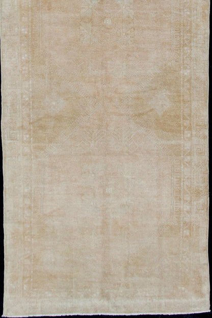 Vintage Hand Knotted Oushak Runner With Subdued Design and Neutral Color Palette Multi - medallion vintage runner with Medallion design, Keivan Woven Arts / rug tu - TRS - 165971, country of origin / type: Turkey / Oushak, circa 1940 This subdu... - Keivan Woven ArtsTU - TRS - 165971 - 11415Rug