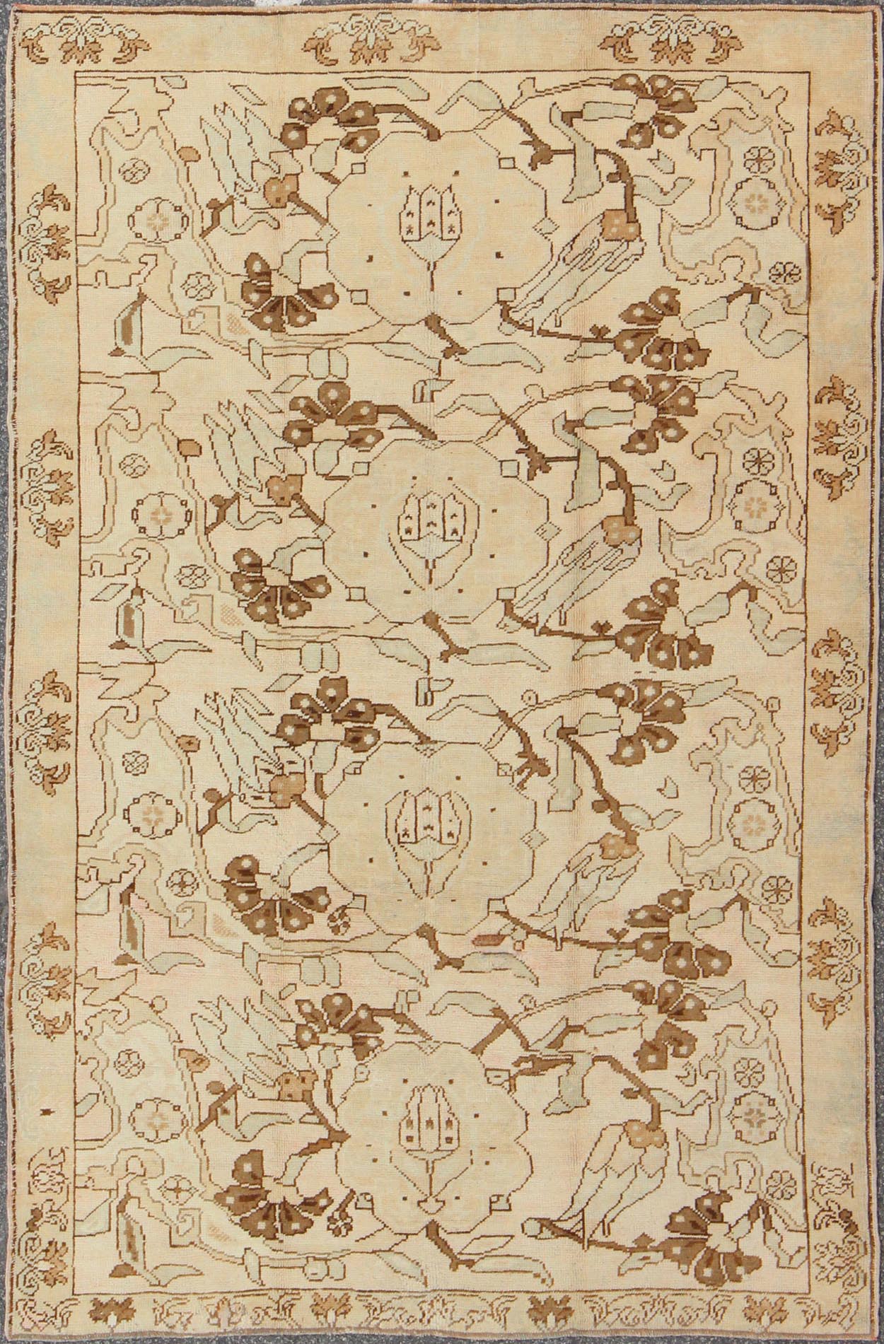 All - over entwined blossoms vintage Turkish Oushak rug in brown, taupe, cream, rug tu - TRS - 3257, country of origin / type: Turkey / Oushak, circa 1940. Keivan Woven Arts, Set on an airy cream - colored background with an all - over pattern, this bea... - Keivan Woven ArtsTU - TRS - 3257 - 6412Rug