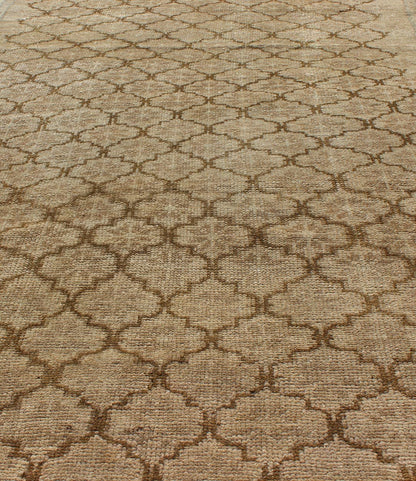 Muted Oushak with All - Over Tribal Design in Light Tones of Taupe and Browns Vintage Turkish Oushak with geometric motifs, Keivan Woven Arts / rug TU - TRS - 95018, country of origin / type: Turkey / Oushak, circa 1940 This magnificent Oushak ... - Keivan Woven ArtsTU - TRS - 95018 - 3870Rug