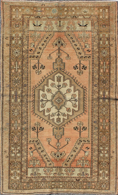 Peach Colored Floral Vintage Turkish Oushak Medallion Rug With Multiple Ornate Borders. Keivan Woven Arts / rug TU - TRS - 95019, country of origin / type: Turkey / Oushak, circa 1940 This vintage Turkish Oushak rug features an intricately beautiful... - Keivan Woven ArtsTU - TRS - 95019 - 3886Rug