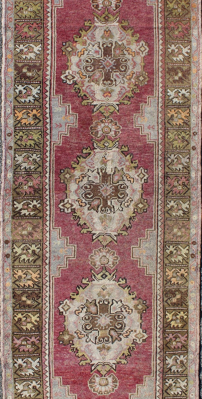 Berry tri - medallion vintage Turkey Oushak runner with gray, camel, blush accents, rug tu - trs - 95153, country of origin / type: Turkey / Oushak, circa 1940 This vintage Turkish Oushak runner (circa mid - 20th century) features a central tri - medallio... - Keivan Woven ArtsTU - TRS - 95153 - 5345Rug