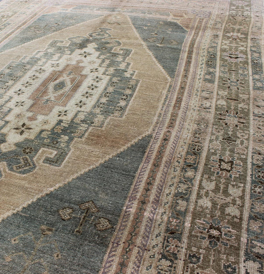 Vintage Oushak in Gray Green, Beige, Camel Background and Light Green Border . Vintage Oushak in Gray Green, Beige, Camel Background and Light Green Border. Rug / TU - UGU - 136007 This unique Turkish Oushak has a Gray green background along ... - Keivan Woven ArtsTU - UGU - 136007 - 4664Rug