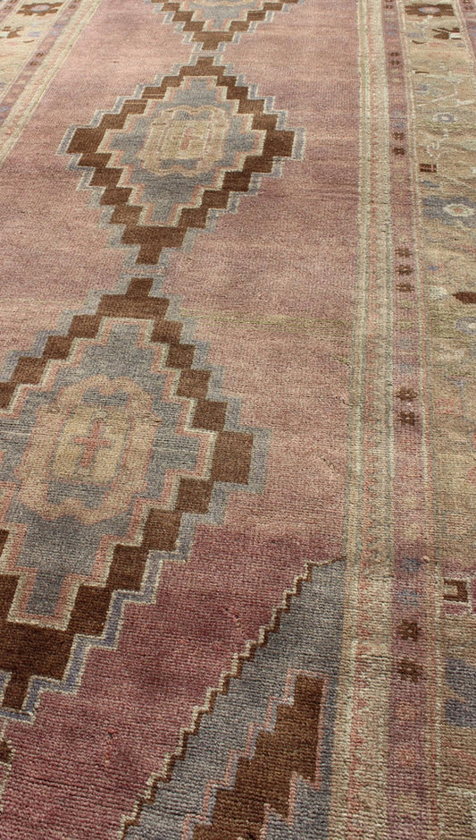 Midcentury Turkish Oushak rug with diamond medallions in lavender, pink, brown, cream and blue rug tu - ugu - 136009, country of origin / type: Turkey / Oushak, circa 1950. This beautiful vintage Oushak runner from 1950s Turkey features a geometric ... - Keivan Woven ArtsTU - UGU - 136009 - 4672Rug