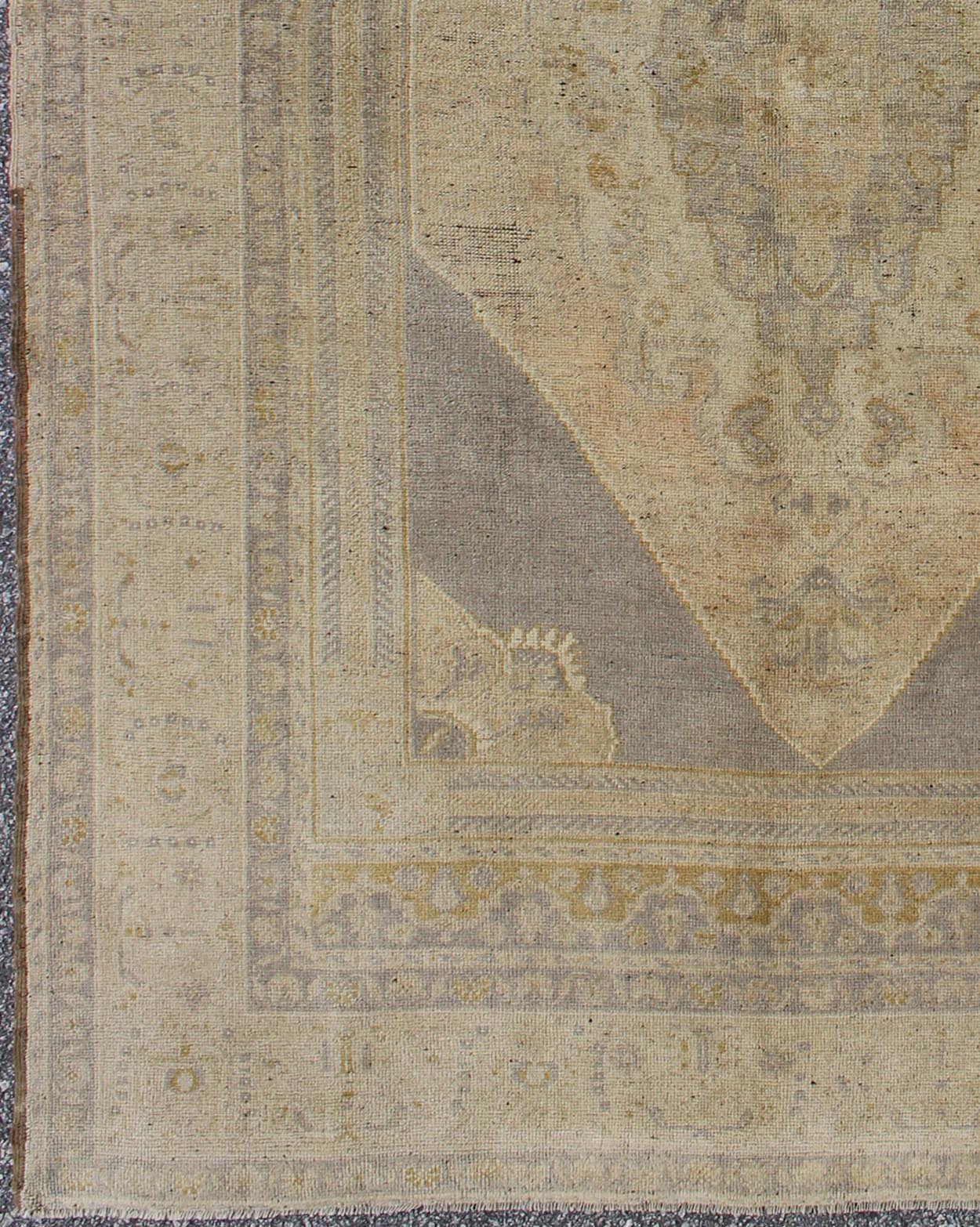 Keivan Woven Arts - Vintage Turkish Oushak rug with layered medallion in Light Purple/Gray, Tan Colors, pale apricot colors, rug tu - ugu - 15, country of origin type: Turkey Oushak, circa 1940 This Oushak carpet, circa 1940 features a multi - layered ... - Keivan Woven ArtsTU - UGU - 15 - 2824Rug