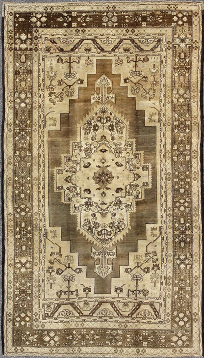 Turkish Oushak Rug with Layered Sub - Geometric Vintage in Shades of Brown & Cream kwarugs Layered medallion sub - geometric vintage Turkish Oushak rug in shades of brown and cream, rug tu - vey - 3284, country of origin / type: Turkey / Oushak, circa 1... - Keivan Woven ArtsTU - UGU - 28 - 3106Rug