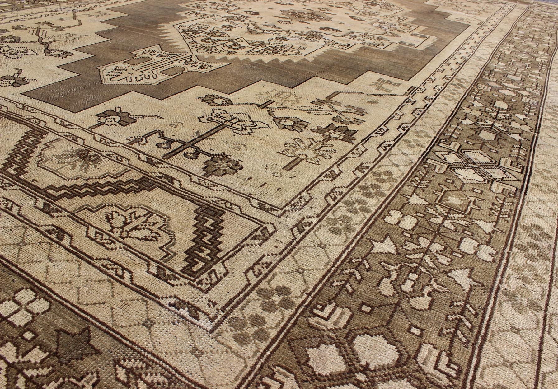 Turkish Oushak Rug with Layered Sub - Geometric Vintage in Shades of Brown & Cream kwarugs Layered medallion sub - geometric vintage Turkish Oushak rug in shades of brown and cream, rug tu - vey - 3284, country of origin / type: Turkey / Oushak, circa 1... - Keivan Woven ArtsTU - UGU - 28 - 3106Rug