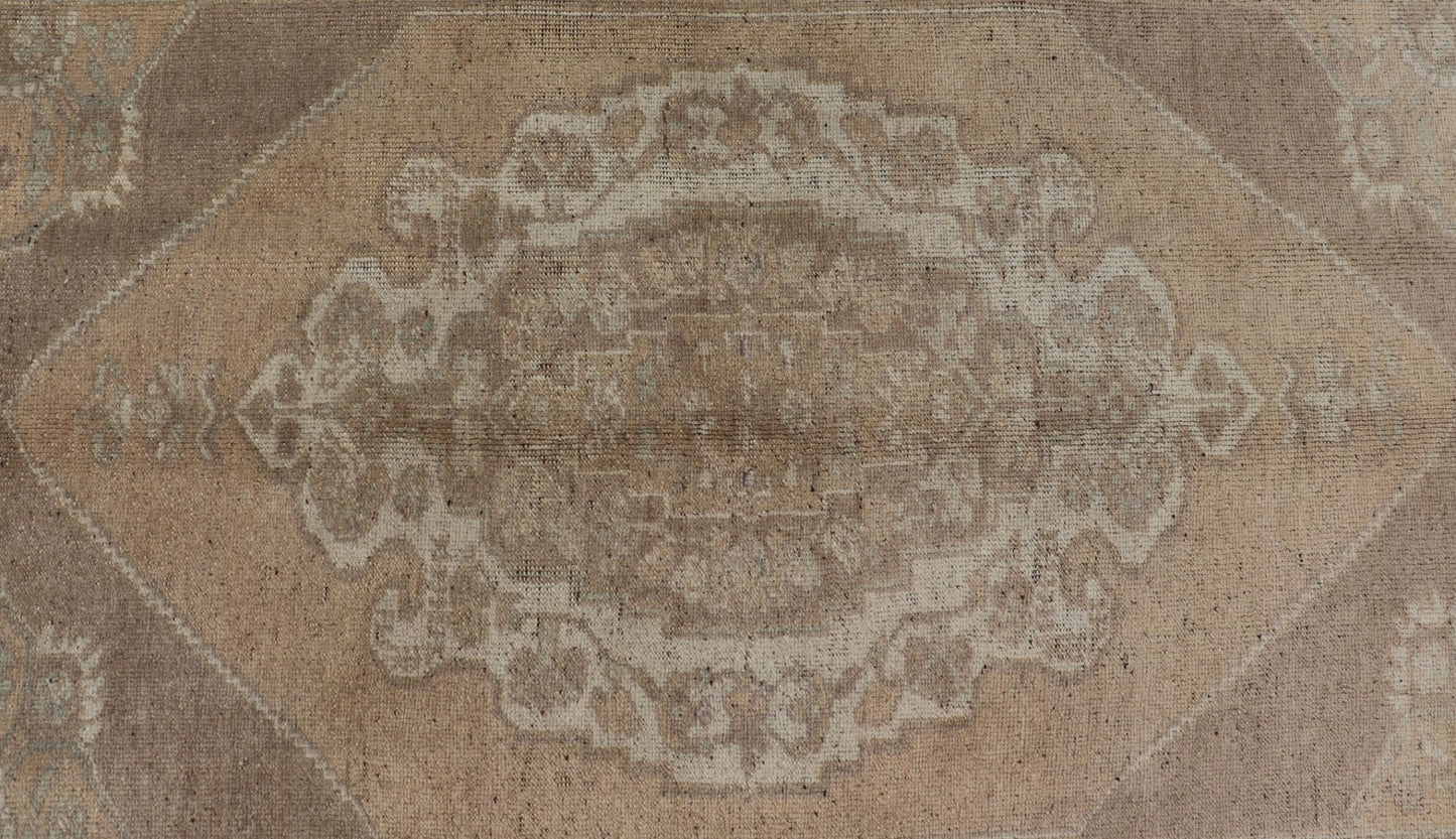 Muted Colors Vintage Turkish Oushak Rug with Medallion Design in Lt. Green. Muted vintage Turkish Oushak rug with large medallion design in light green, gray, light salmon and rust, Camel and taupe, rug tu - ugu - 32, country of origin / type: Turkey /... - Keivan Woven ArtsTU - UGU - 32 - 2946Rug