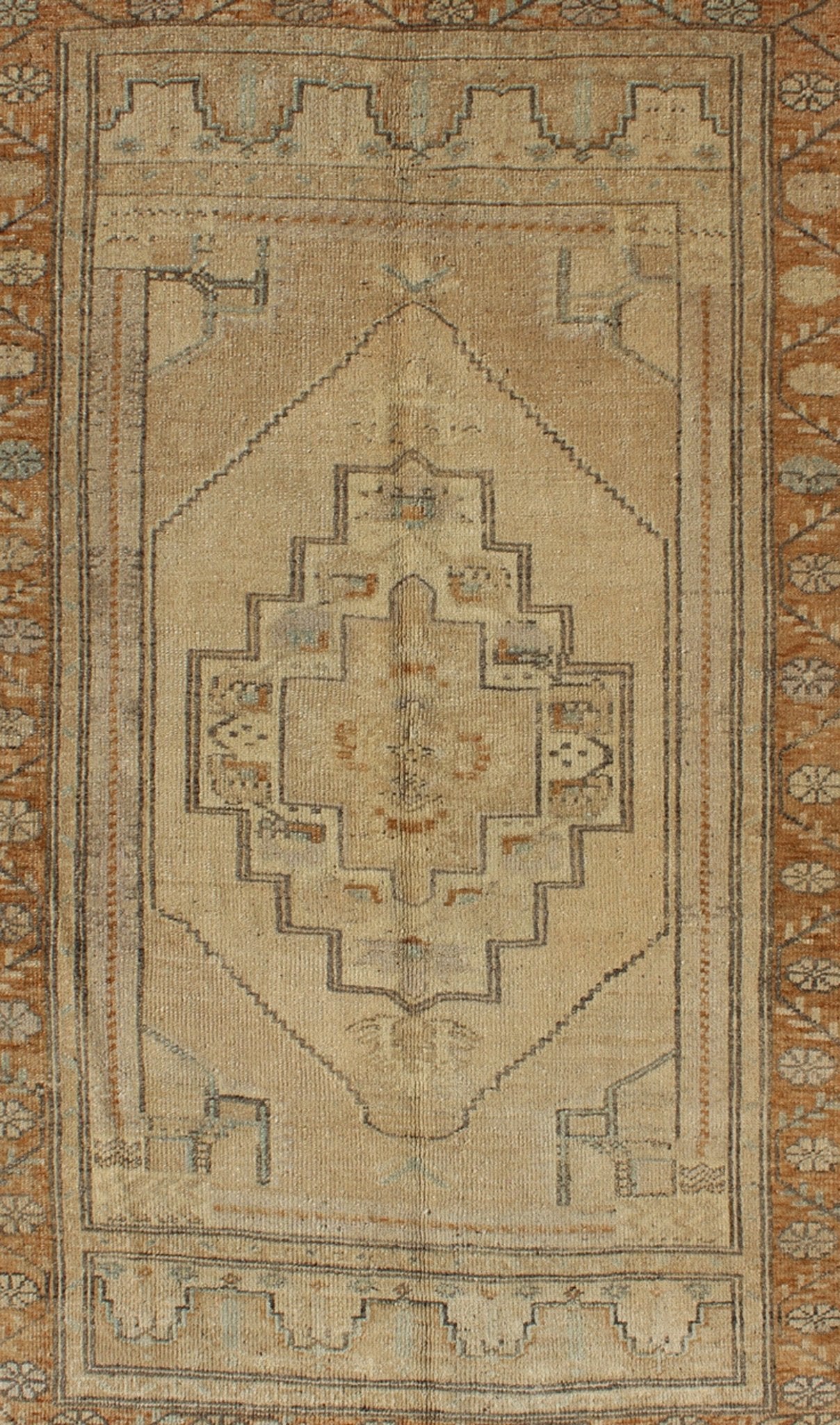Vintage Turkish Oushak Rug with Medallion Design in Camel, Taupe, Green & Brown . Medallion design Turkish vintage rug in neutral tones of tan, taupe, light brown, camel, and light green, rug TU - UGU - 3344, country of origin / type: Turkey / Oush... - Keivan Woven ArtsTU - UGU - 3344 - 5884Rug