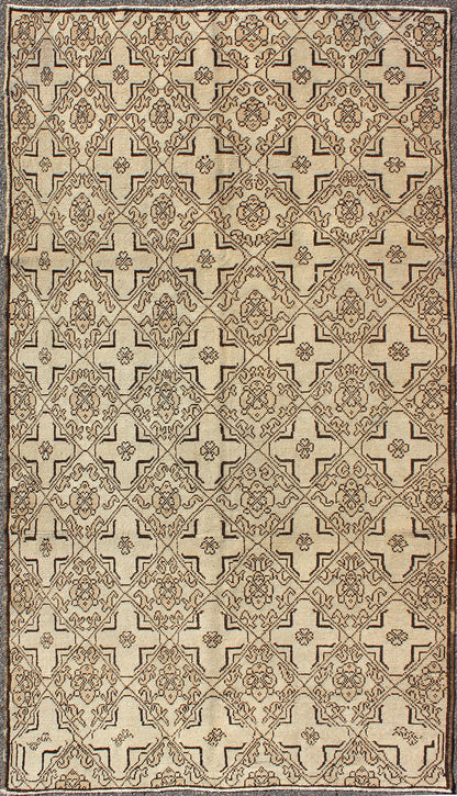 Vintage Oushak Rug with Modern Transitional Design in Dark Brown and Taupe. This unusual Turkish rug is a wonderfully detailed piece with an intricate geometric Mid Century Design is a wonderfully detailed piece with an intricate design that is sure... - Keivan Woven ArtsTU - UGU - 3392 - 5902Rug