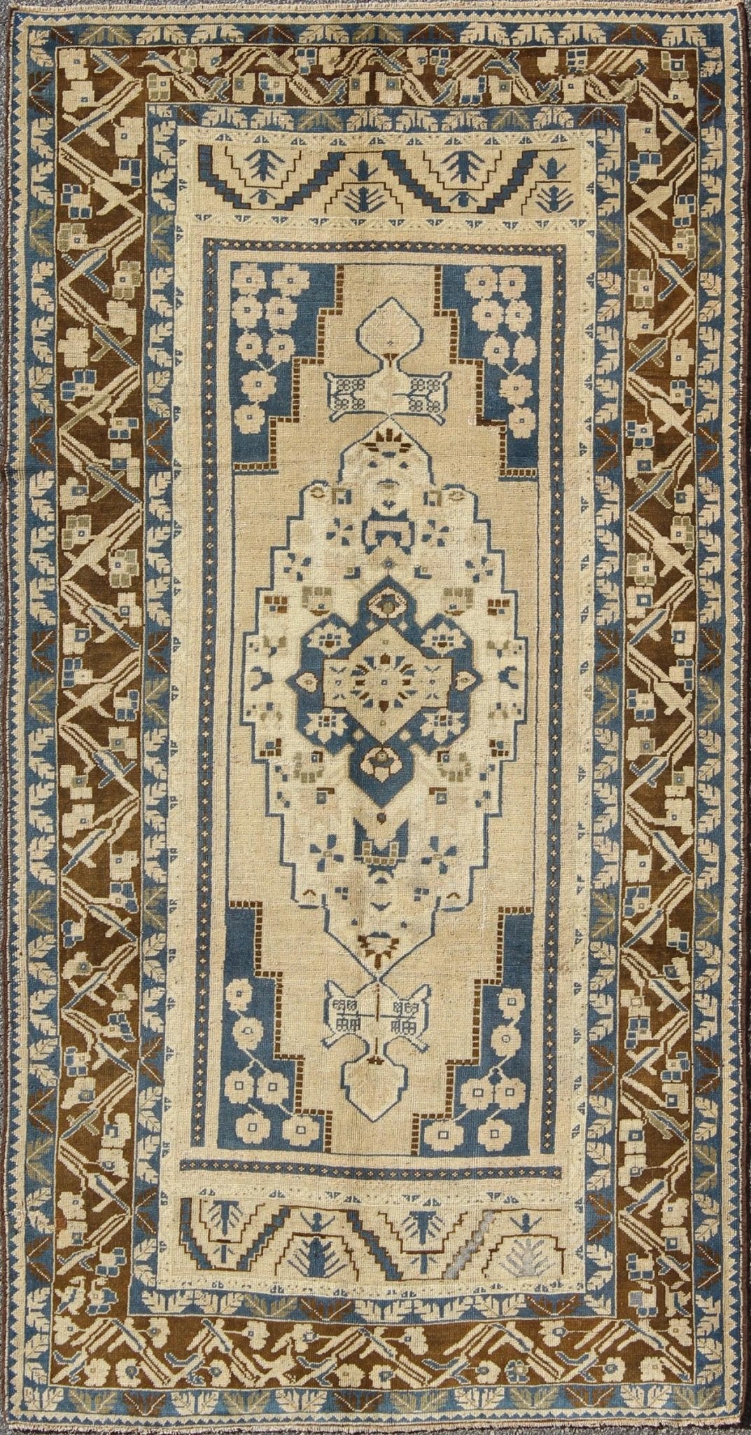Blue and Brown Oushak Vintage Rug from Turkey with Geometric Layered Medallion, Keivan Woven Arts / rug TU - VEY - 17, country of origin / type: Turkey / Oushak, circa mid - 20th century This vintage Turkish Oushak carpet (circa mid - 20th century) feat... - Keivan Woven ArtsTU - VEY - 17 - 3178Rug