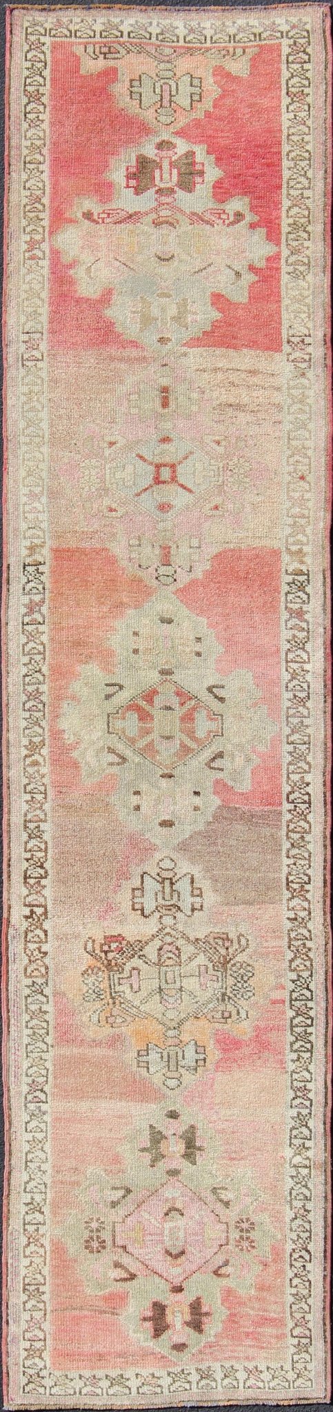 Vintage Turkish Oushak Runner with Medallion Design in Pink, Light Green & Taupe. Multi - Toned Medallion Oushak Carpet, rug tu - vey - 4811, country of origin / type: Turkey / Oushak, circa 1940. This Oushak Narrow runner from mid - 20th century Turkey ... - Keivan Woven ArtsTU - VEY - 4811 - 10812Rug