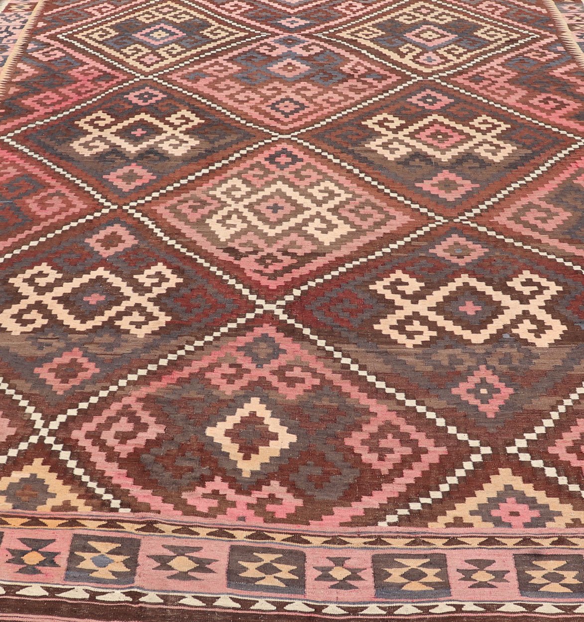 All - Over Hand Woven Geometric Kilim Diamond Design in Brown, Pink, and Ivory All - Over Design Hand Woven Kilim Geometric Diamond Design in Brown, Pink, and Tan All - Over Geometric Diamond Design Kilim rug with all - over geometric diamond des... - Keivan Woven ArtsV21 - 0806 - 16985Rug
