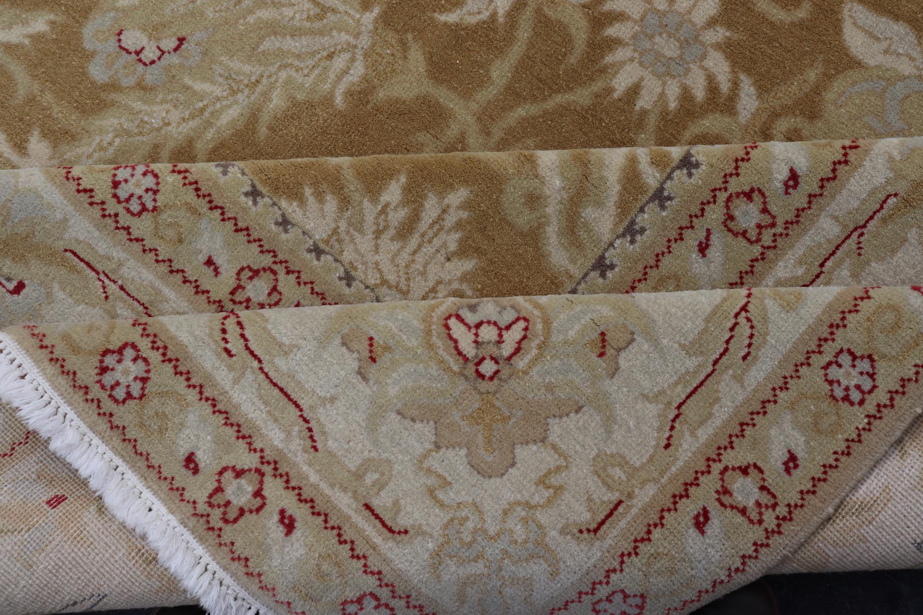 Vintage Indian Amritsar Rug with All - Over Floral Design This beautiful hand - knotted woolen Amritsar rug features a floral design enclosed within a complementary all - over design. The Rug consists of a greenish - tan background, with accents in Ivor... - Keivan Woven ArtsV21 - 0811 - 17003Rug