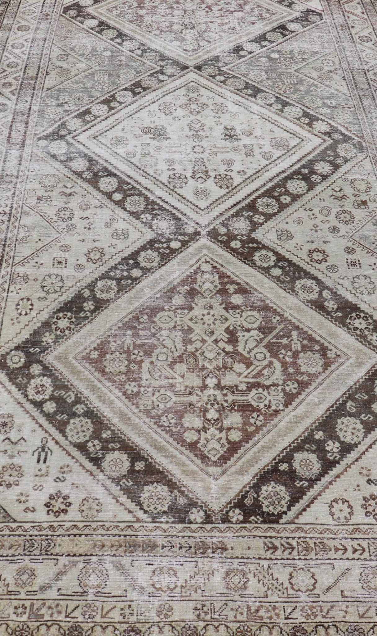 Antique Persian Mahal Gallery Rug with Medallion Design in Cream and Browns This antique Persian Mahal gallery rug has been hand - knotted in wool and features an all - over sub - geometric medallion design rendered in multicolor. A complementary, mu... - Keivan Woven ArtsVAS - 5 - 13988 - 17400Rug