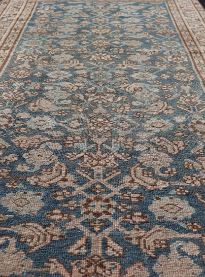 Hamedan Antique Persian Rug with Sub - Geometric Design in Blues and Neutrals. Keivan Woven Arts / rug VAS - 50051, country of origin / type: Iran / Hamedan, circa 1920 Measures: 3'3 x 6'1 This antique Persian Hamadan rug has been hand - knotted in woo... - Keivan Woven ArtsVAS - 50051 - 22381Rug