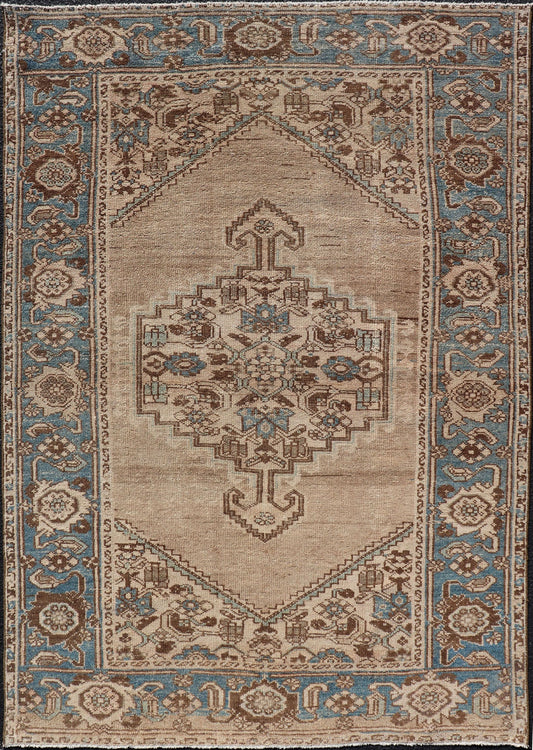 Antique Persian Hamadan Rug with Medallion Design in Tan, Light Blue & Brown. Persian Antique Hamadan small Rug with Medallion Design in Tan, light Blue and brown accents. Keivan Woven Arts / rug VAS - 55111, origin / type: Iran / Hamedan, circa 1920 ... - Keivan Woven ArtsVAS - 55111 - 23030