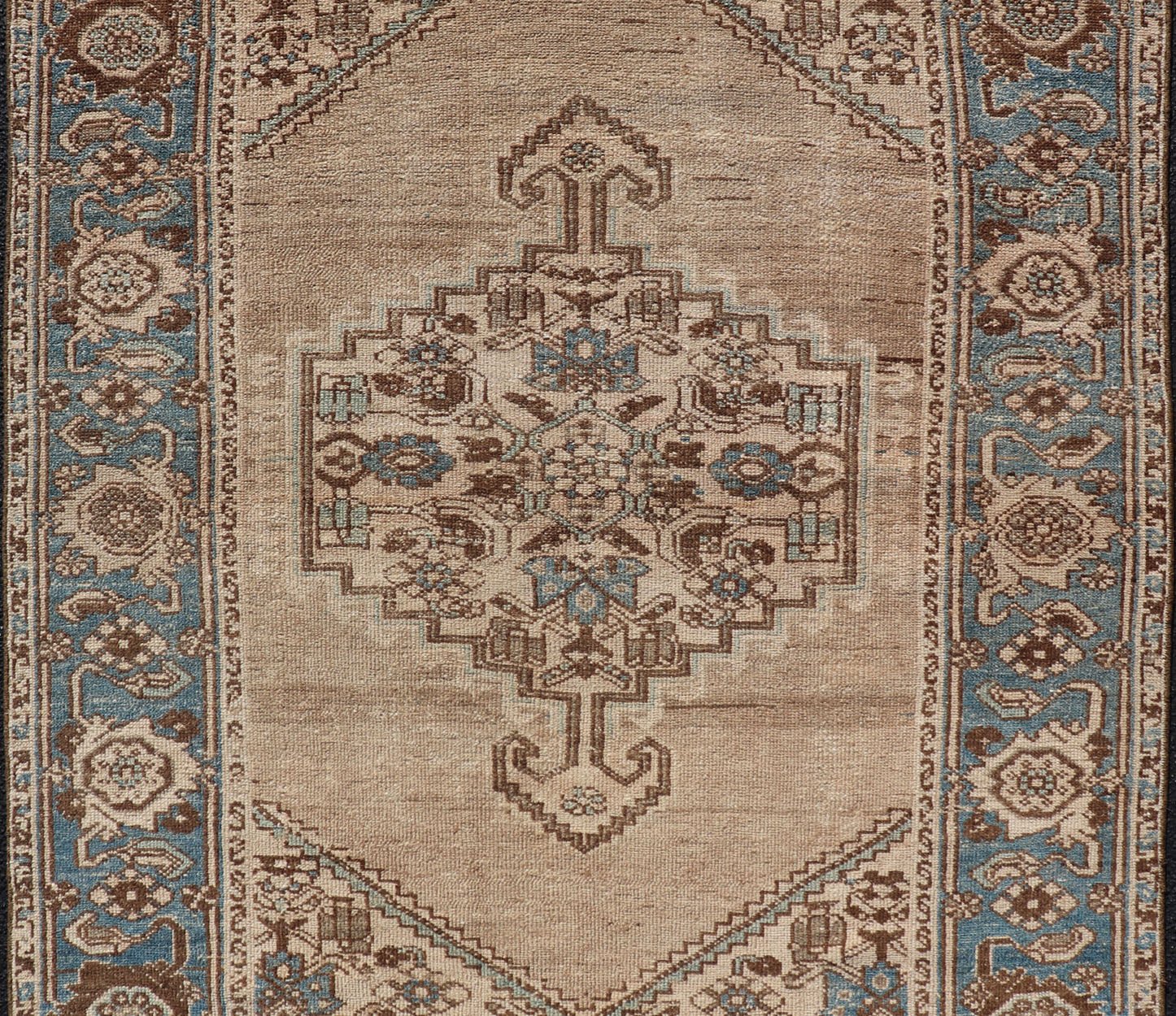 Antique Persian Hamadan Rug with Medallion Design in Tan, Light Blue & Brown. Persian Antique Hamadan small Rug with Medallion Design in Tan, light Blue and brown accents. Keivan Woven Arts / rug VAS - 55111, origin / type: Iran / Hamedan, circa 1920 ... - Keivan Woven ArtsVAS - 55111 - 23030