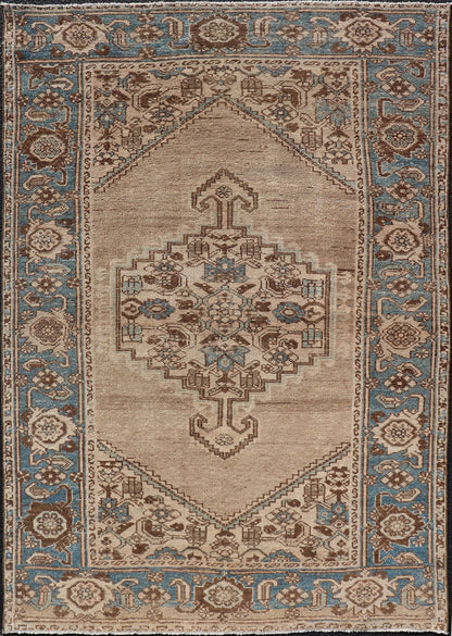 Antique Persian Hamadan Rug with Medallion Design in Tan, Light Blue & Brown. Persian Antique Hamadan small Rug with Medallion Design in Tan, light Blue and brown accents. Keivan Woven Arts / rug VAS - 55111, origin / type: Iran / Hamedan, circa 1920 ... - Keivan Woven ArtsVAS - 55111 - 23030Rug
